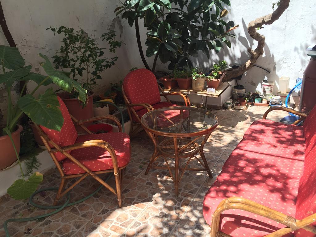 Ionias Apartment Iraklion Buitenkant foto